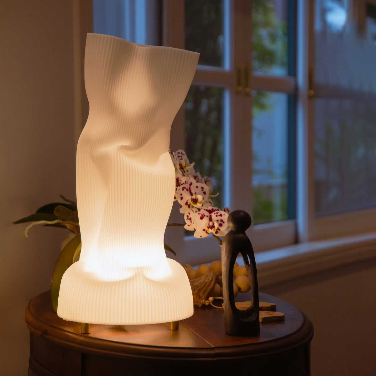 LUMINÁRIA AMASSADINHA CANELADA 42CM