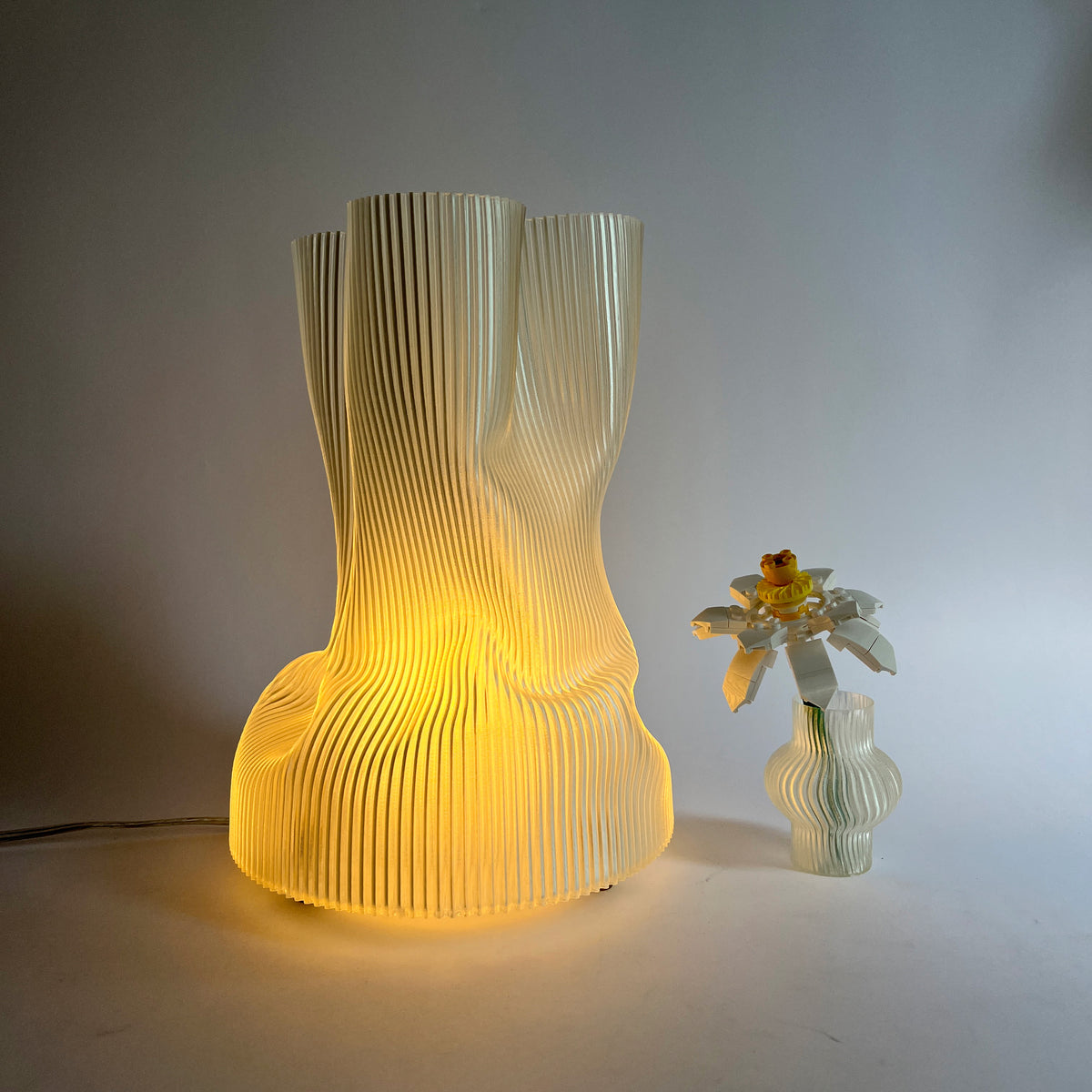 LUMINÁRIA AMASSADINHA TRANSLÚCIDA 29CM