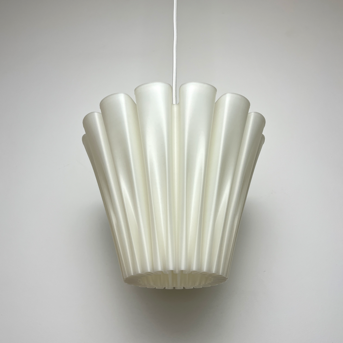 LUMINÁRIA DANÇA PENDENTE P PÉROLA