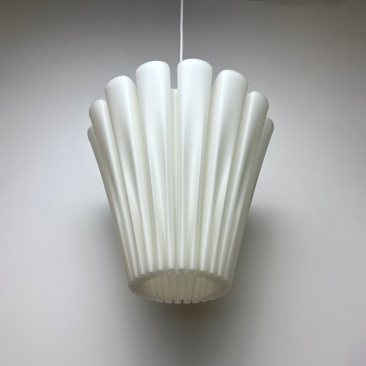 LUMINÁRIA DANÇA PENDENTE G PÉROLA