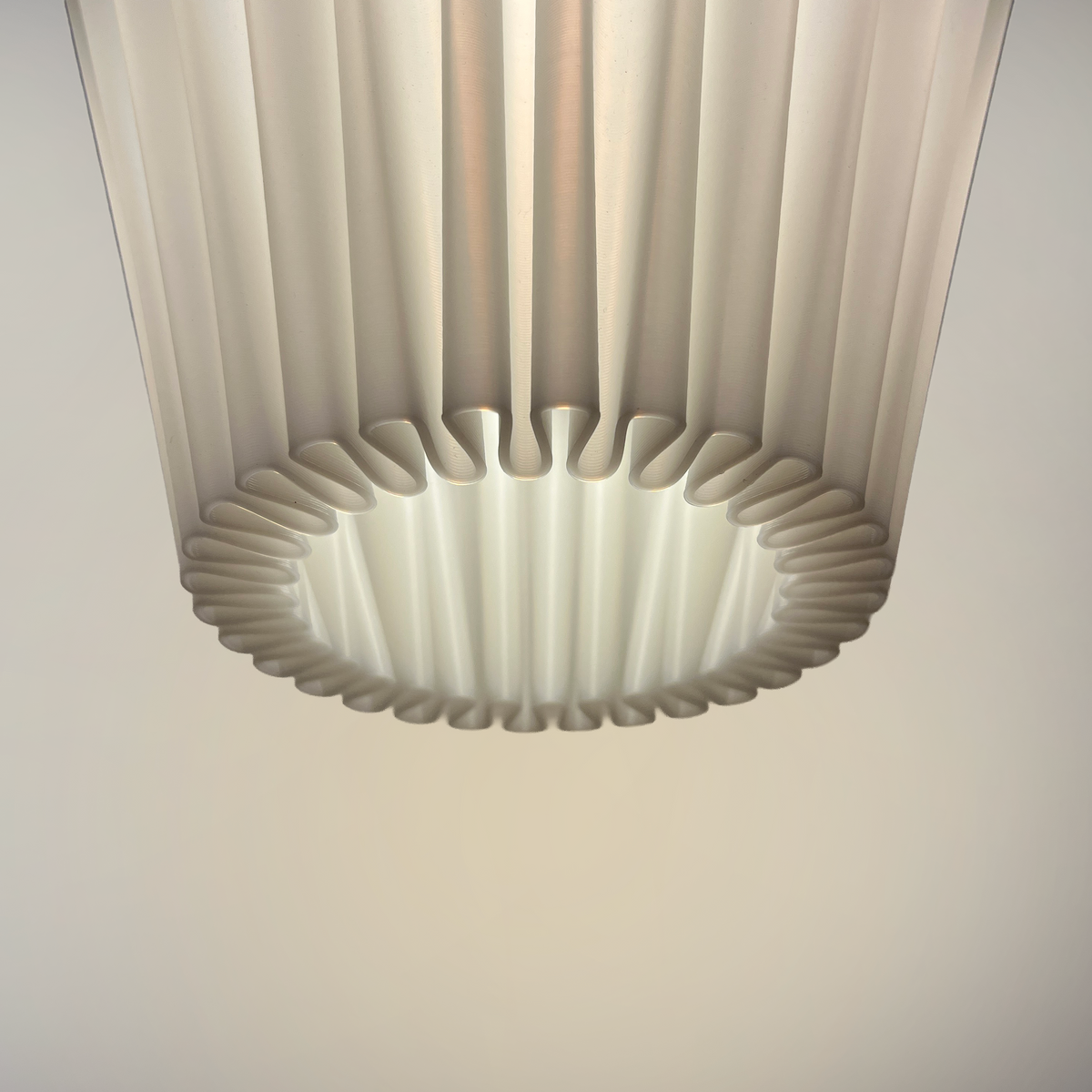 LUMINÁRIA DANÇA PENDENTE G PÉROLA