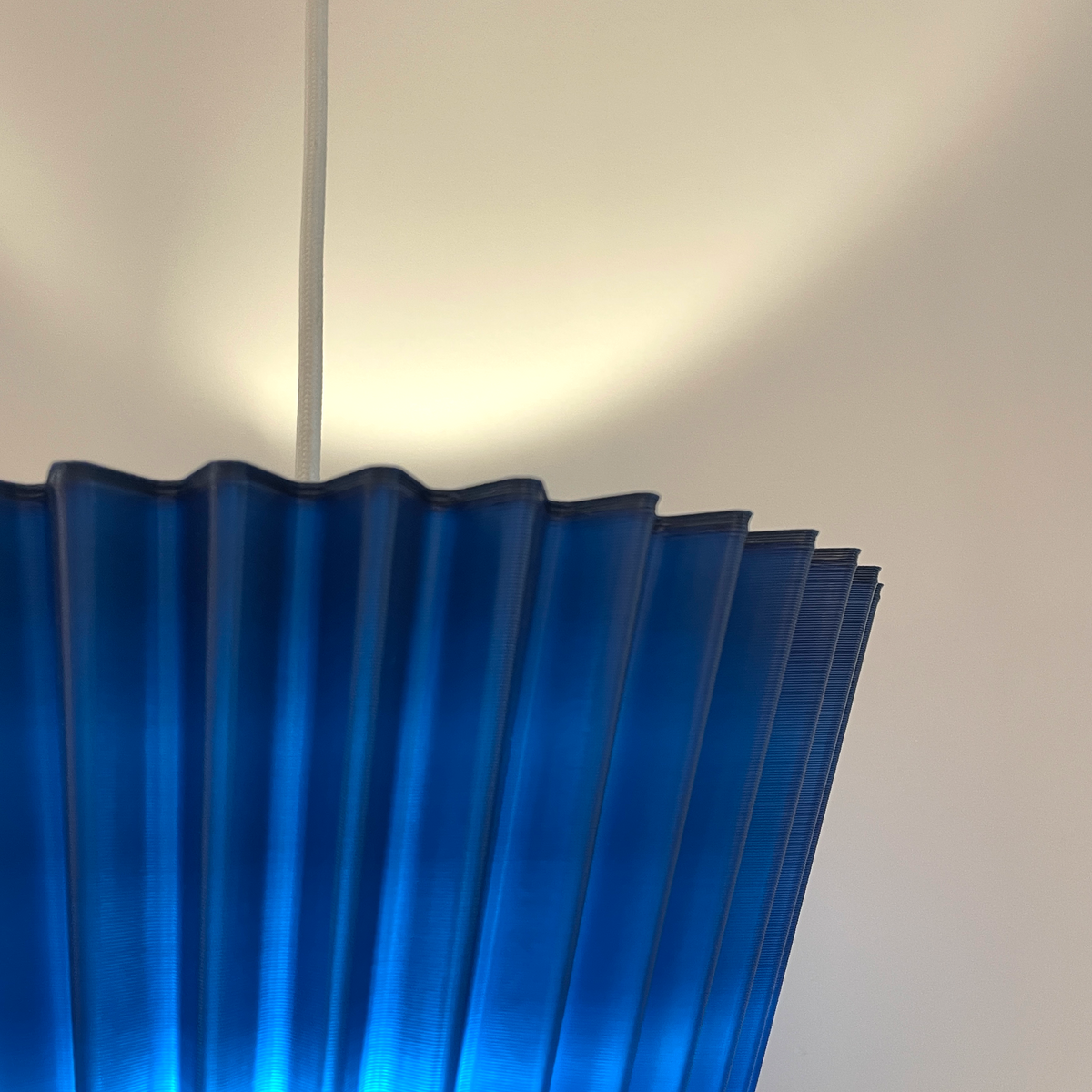 LUMINÁRIA SANFONADA PENDENTE  P AZUL