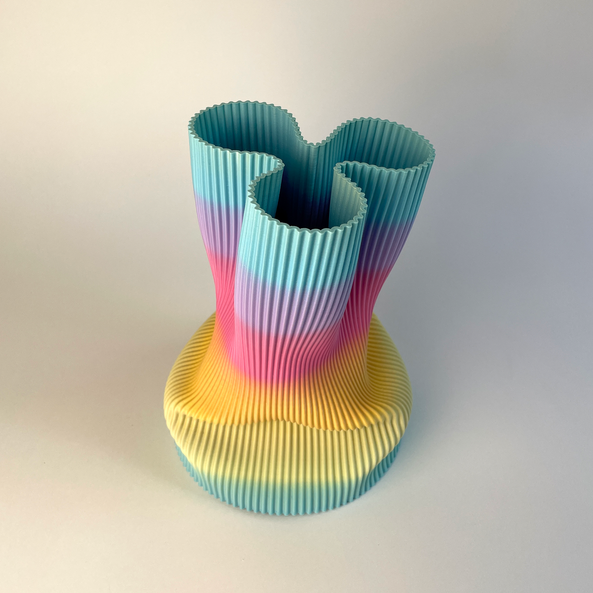 VASO AMASSADINHO M PEÇA ÚNICA