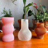 TRIO DE VASOS ONDA - É Pedra Ateliê