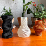 TRIO DE VASOS ONDA - É Pedra Ateliê