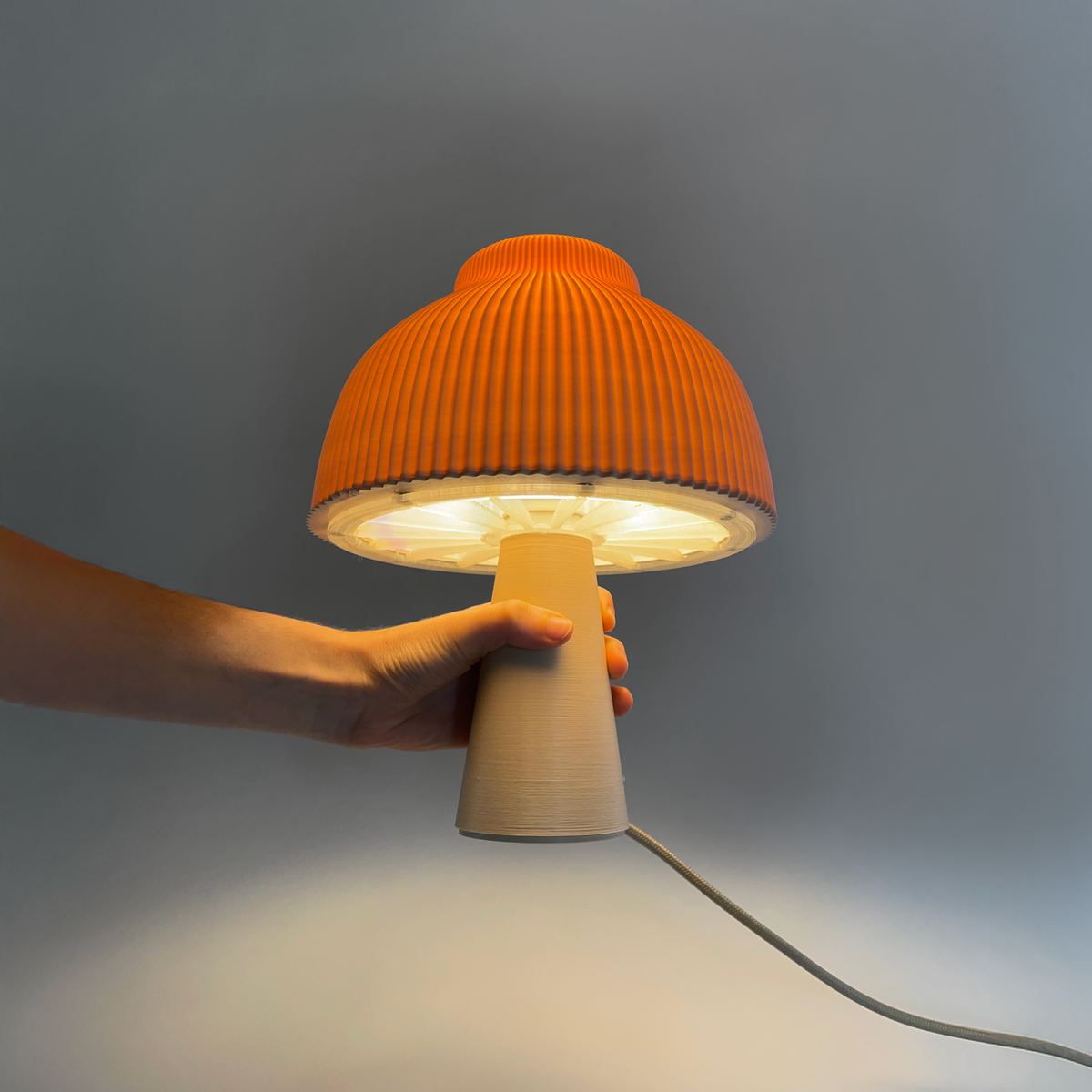 LUMINÁRIA COGU AREIA - Acompanha lâmpada LED RGB